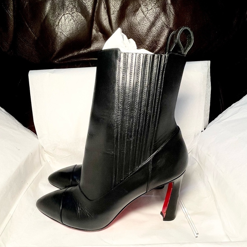 Christian Louboutin ‘Me in the 90’s’ moto boot 85mm calf shine black leather 38